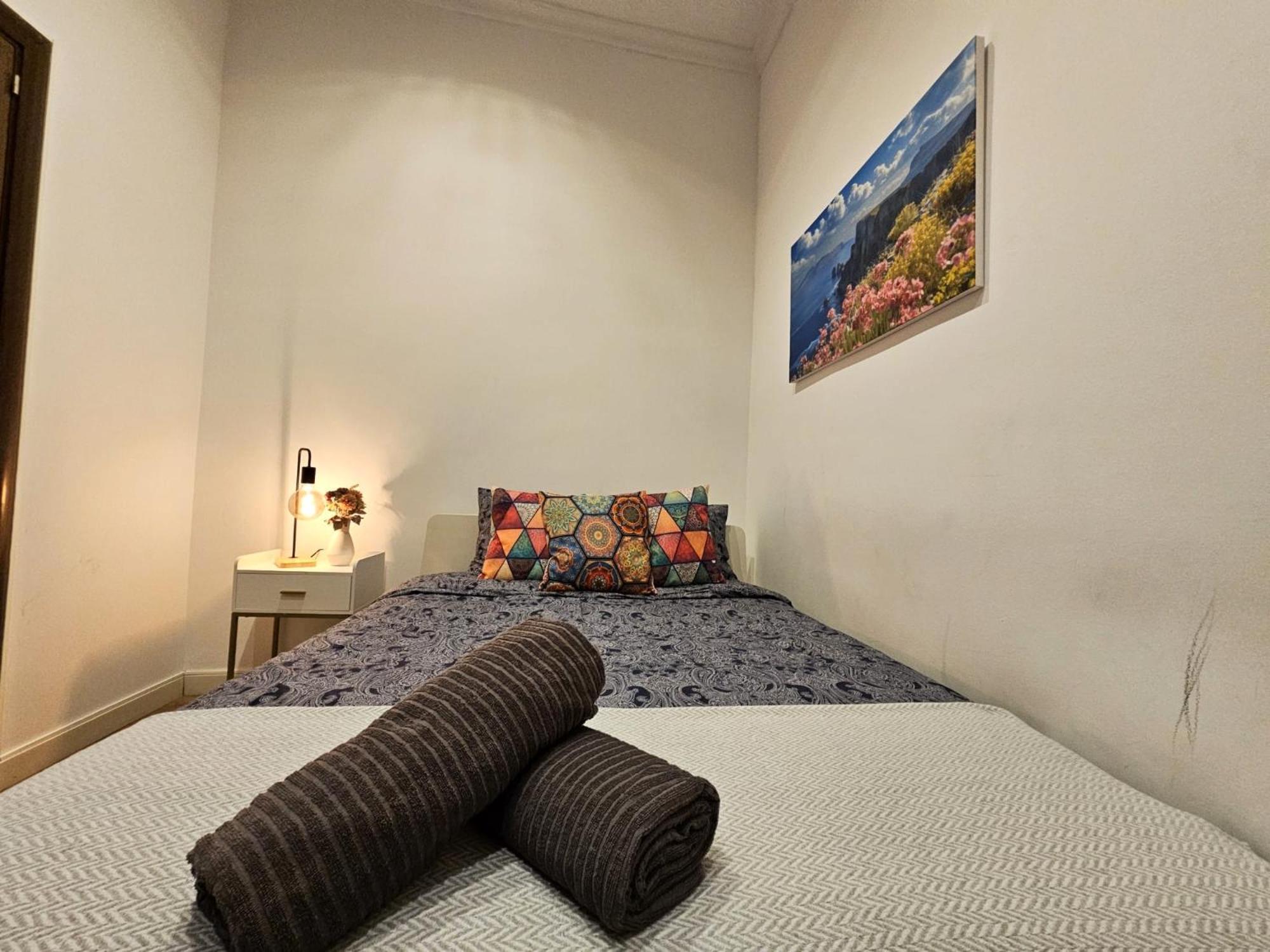 By La Rambla Rooms Барселона Экстерьер фото